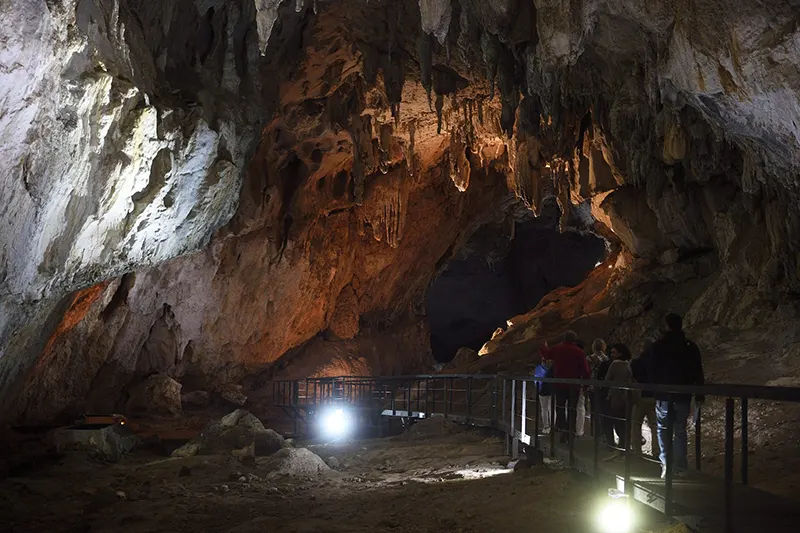Cuevas en Ramales de la Victoria